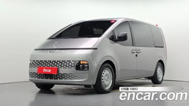 Hyundai Staria 11