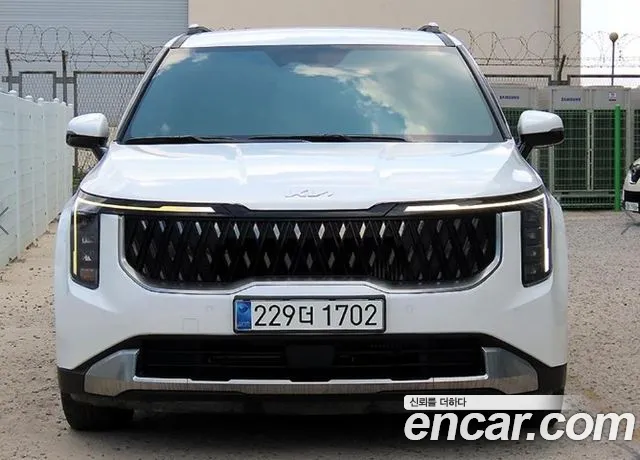 Kia The New Carnival 4 HEV 9 Noblesse