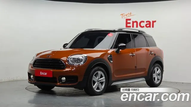 MINI Cooper D Countryman Base 2