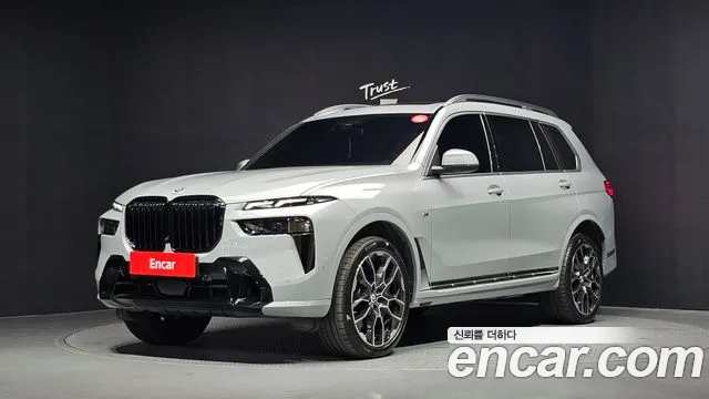 BMW X7 (G07) xDrive 40i M 7