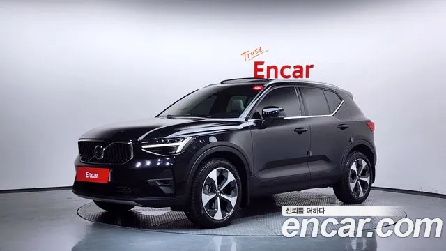 Volvo XC40 B4