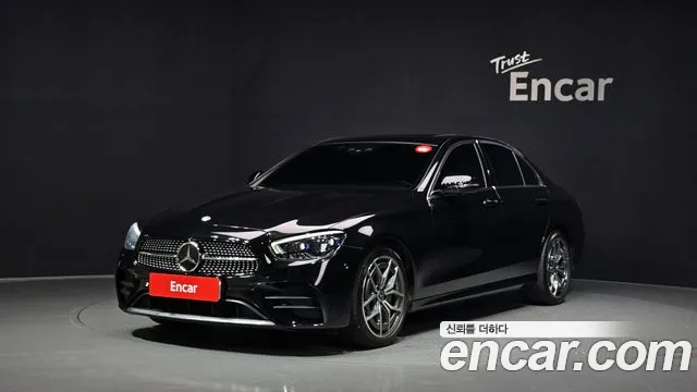 Mercedes-Benz E- W213 E220d 4MATIC AMG Line