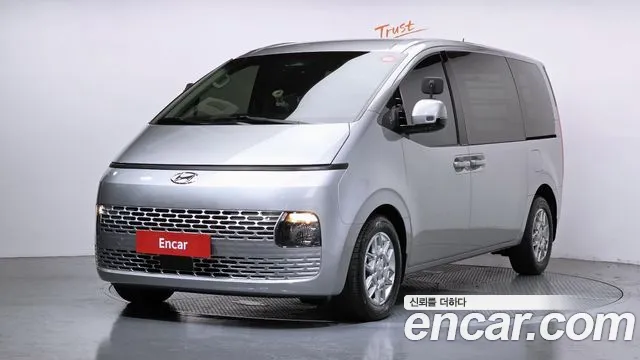 Hyundai Staria 3
