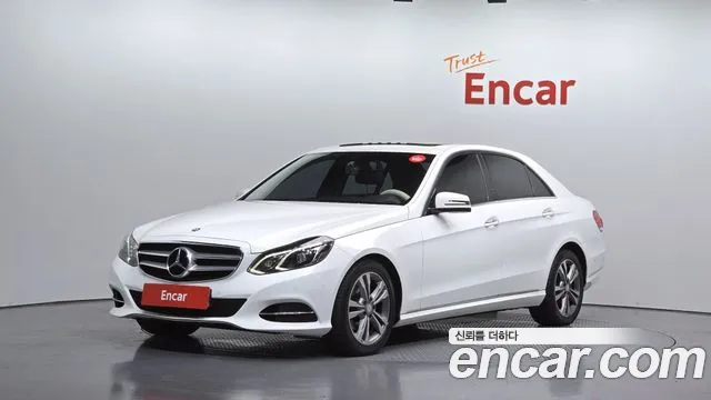 Mercedes-Benz E- W212 E220