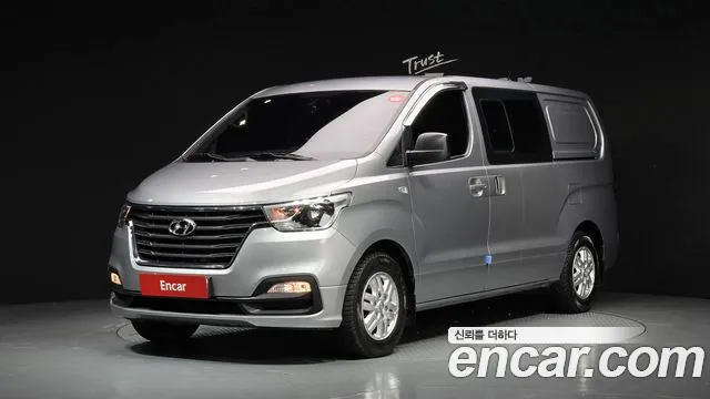 Hyundai The New Grand Starex 5