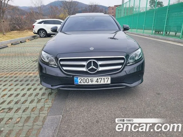 Mercedes-Benz E- W213 E220d