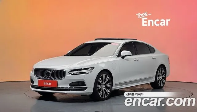 Volvo S90 T8 AWD