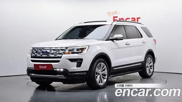 Ford Explorer 2.3 Limited 4WD 5