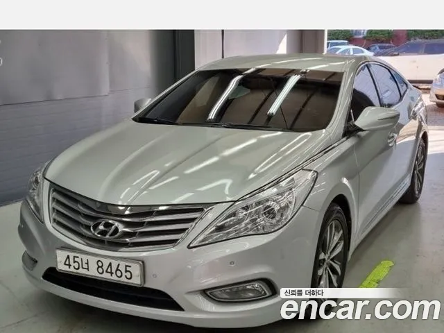 Hyundai Grandeur HG HG240