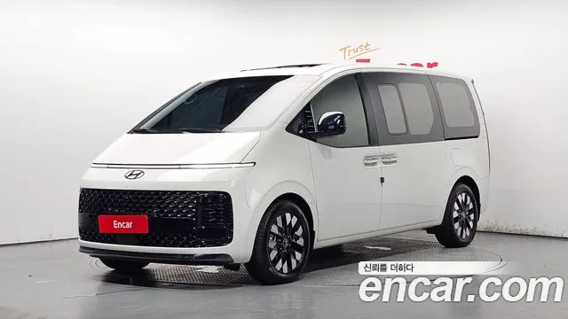 Hyundai Staria 4WD 7 Inspiration