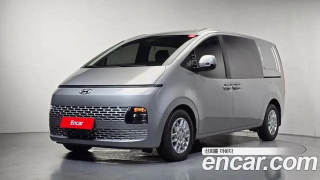 Hyundai Staria 5