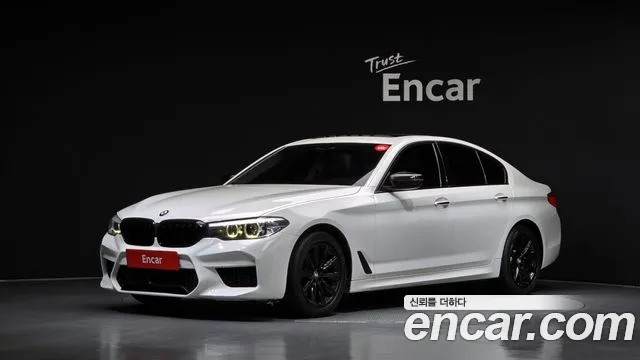 BMW 5 (G30) 520i
