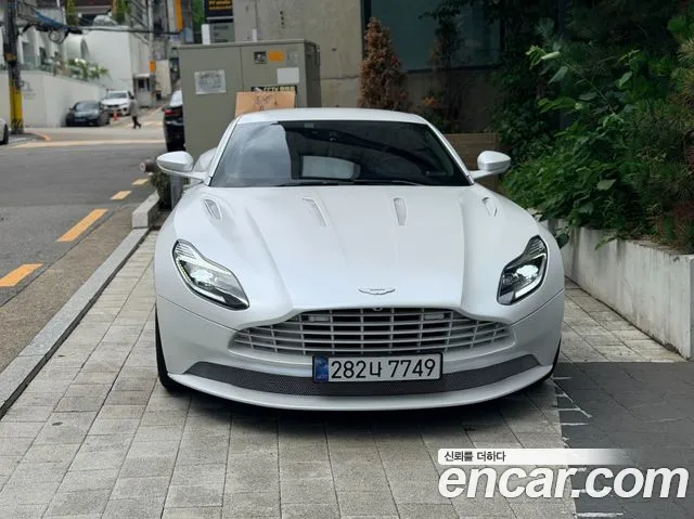 DB11 5.2 V12