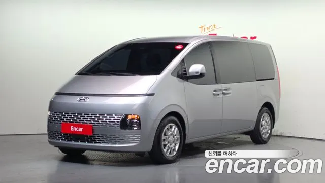 Hyundai Staria 5