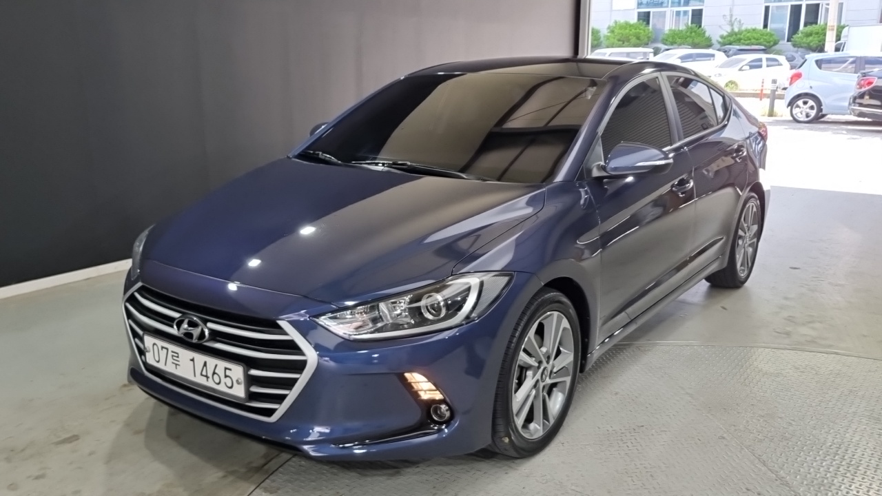 Hyundai Avante AD 1.6 GDI