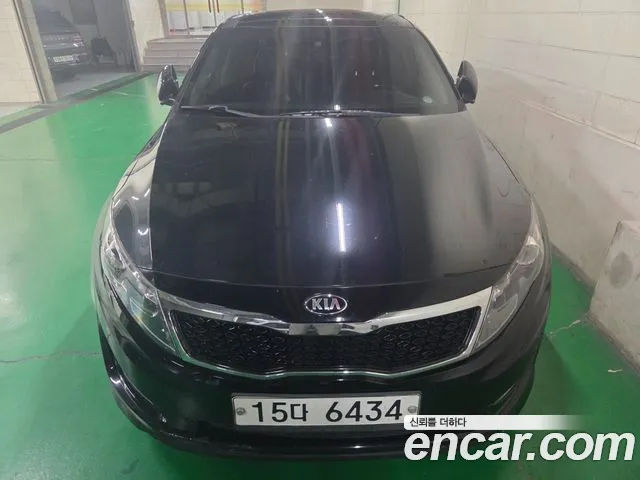 Kia K5 2.0 Prestige Base