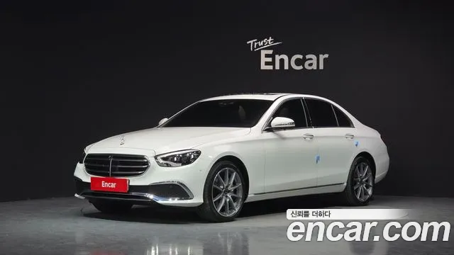 Mercedes-Benz E- W213 E300e 4MATIC Exclusive