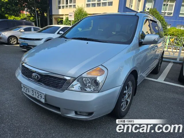 Kia Carnival R Carnival GLX
