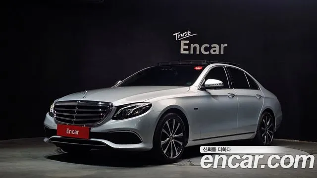 Mercedes-Benz E- W213 E300e Exclusive