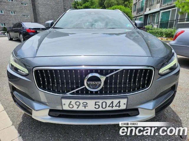 Volvo V90 T5 AWD