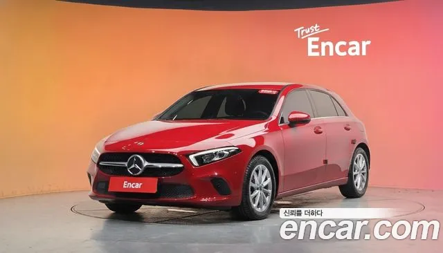 Mercedes-Benz A- W177 A220