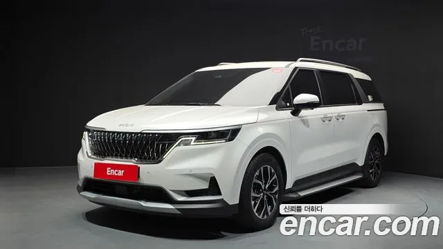 Kia Carnival 4 Gasoline 9 Prestige