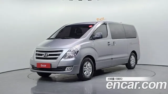 Hyundai Grand Starex 12