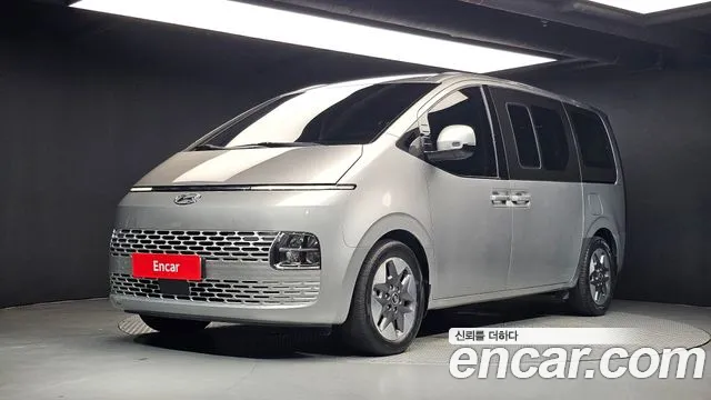 Hyundai Staria 11