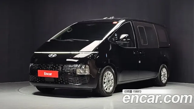 Hyundai Staria 5