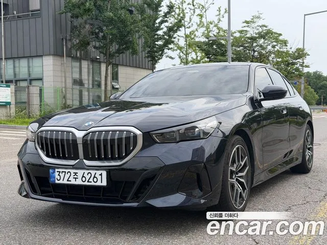 BMW 5 (G60) 520i M