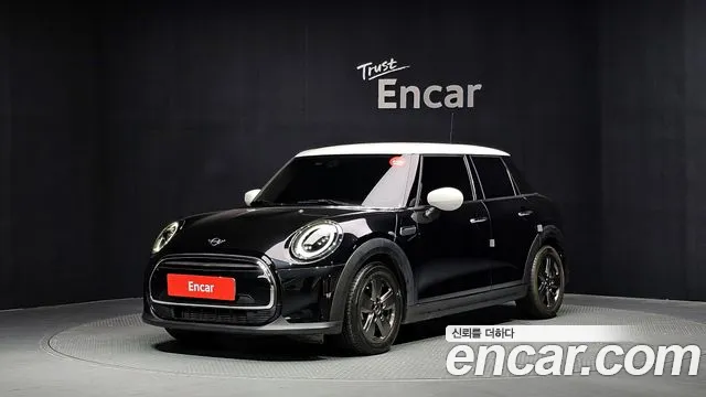 MINI Cooper 5 3