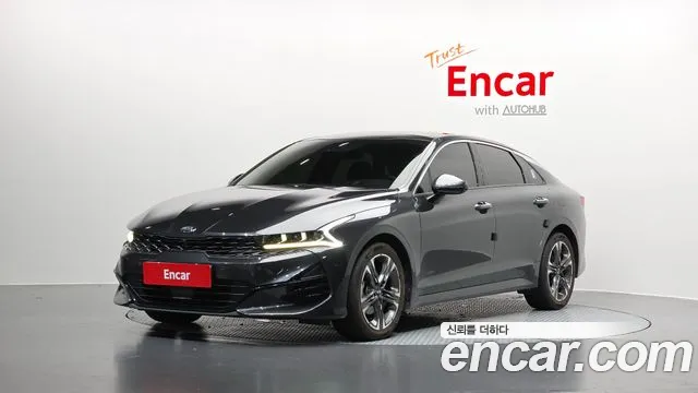 Kia K5 III 2.0 Signature