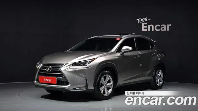Lexus NX200t
