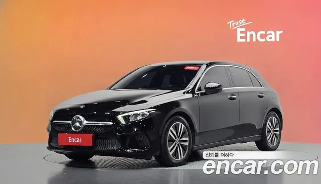 Mercedes-Benz A- W177 A220