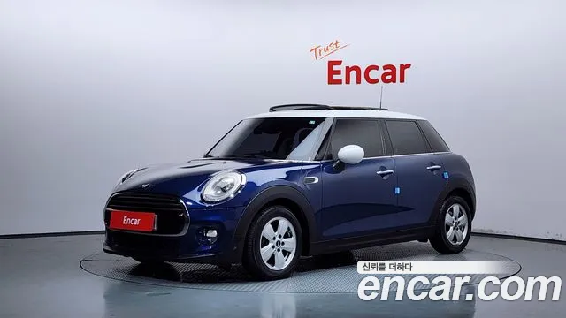 MINI Cooper D 5 Mid 3