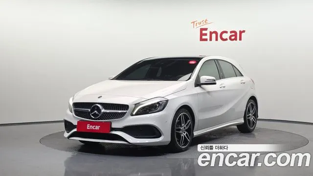 Mercedes-Benz A- W176 A200 AMG Line
