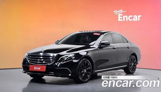 Mercedes-Benz E- W213 E220d Exclusive