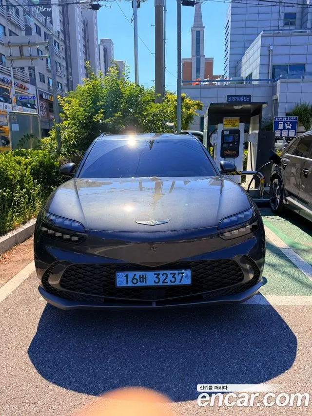 Genesis GV60