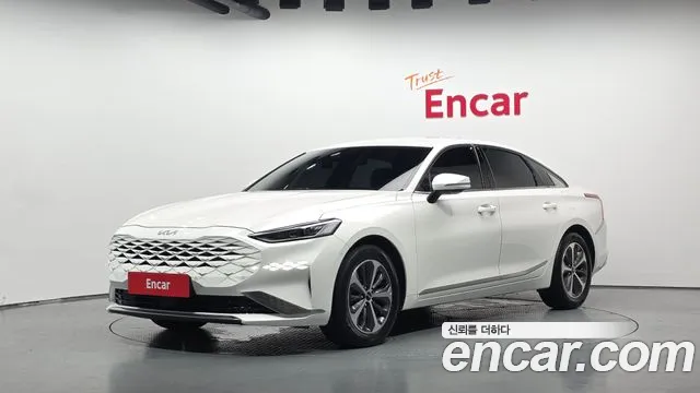 Kia K8 Hybrid Noblesse
