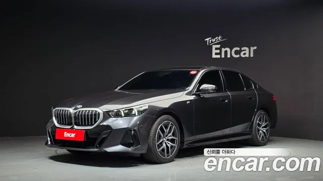 BMW 5 (G60) 520i M