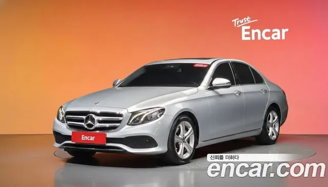 Mercedes-Benz E-Class W213 E200