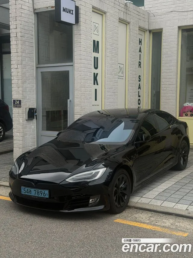 Tesla Model S 100 D