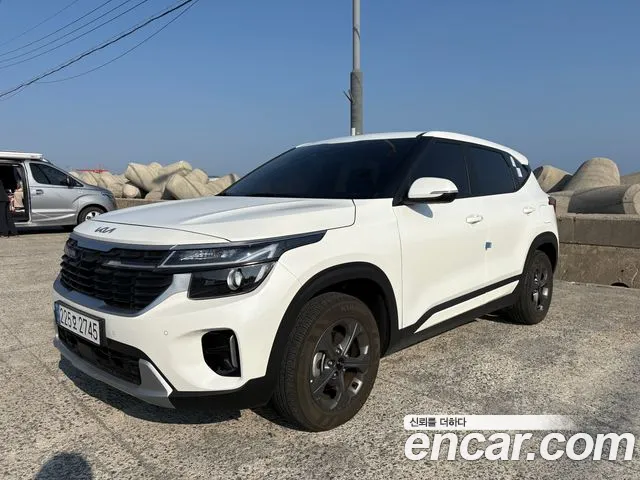 Kia The New Seltos Gasoline 2.0 2 WD Trendy