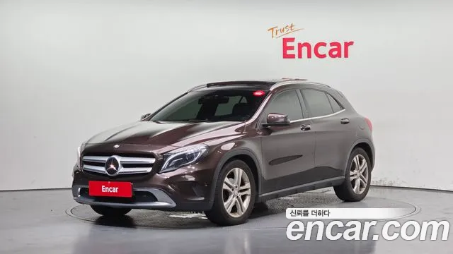 Mercedes-Benz GLA-Class X156 GLA200 d 4 MATIC