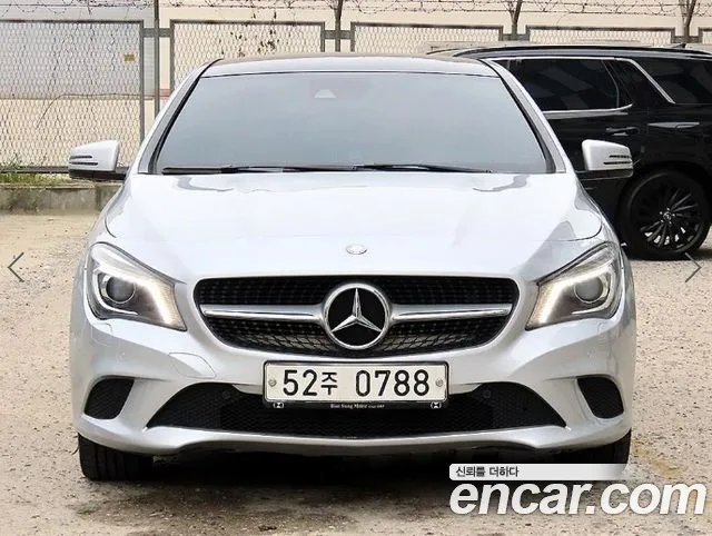 Mercedes-Benz CLA-Class C117 CLA200 d