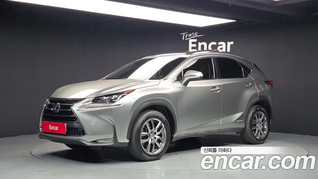 Lexus NX300 h
