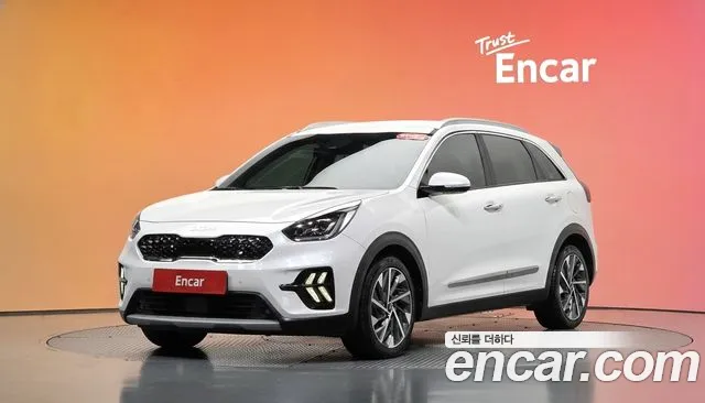 Kia The New Niro 1.6 HEV Signature