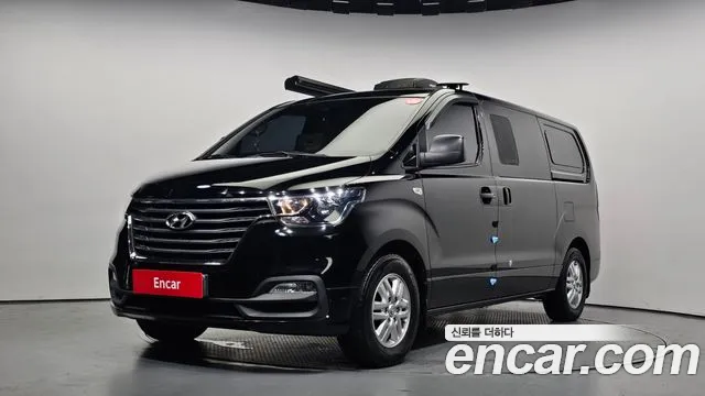 Hyundai The New Grand Starex