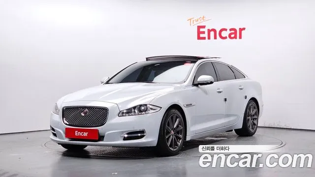 Jaguar All New XJ 3.0D Premium SWB X351