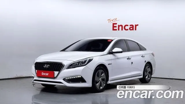 Hyundai LF Sonata Hybrid 2.0 HEV